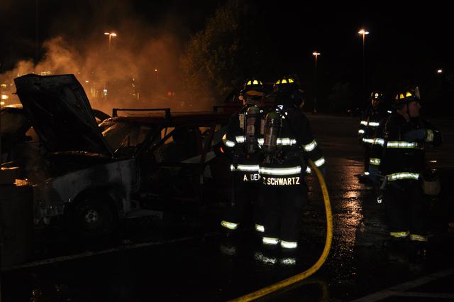 Double Car Fire Kohls Parking Lot